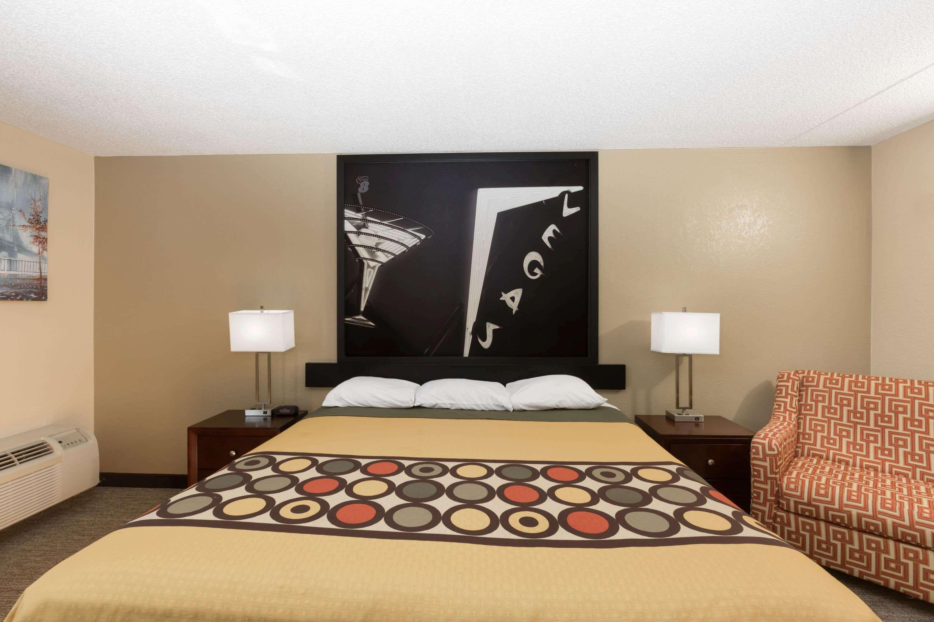 Super 8 By Wyndham Wichita North Hotel Екстериор снимка