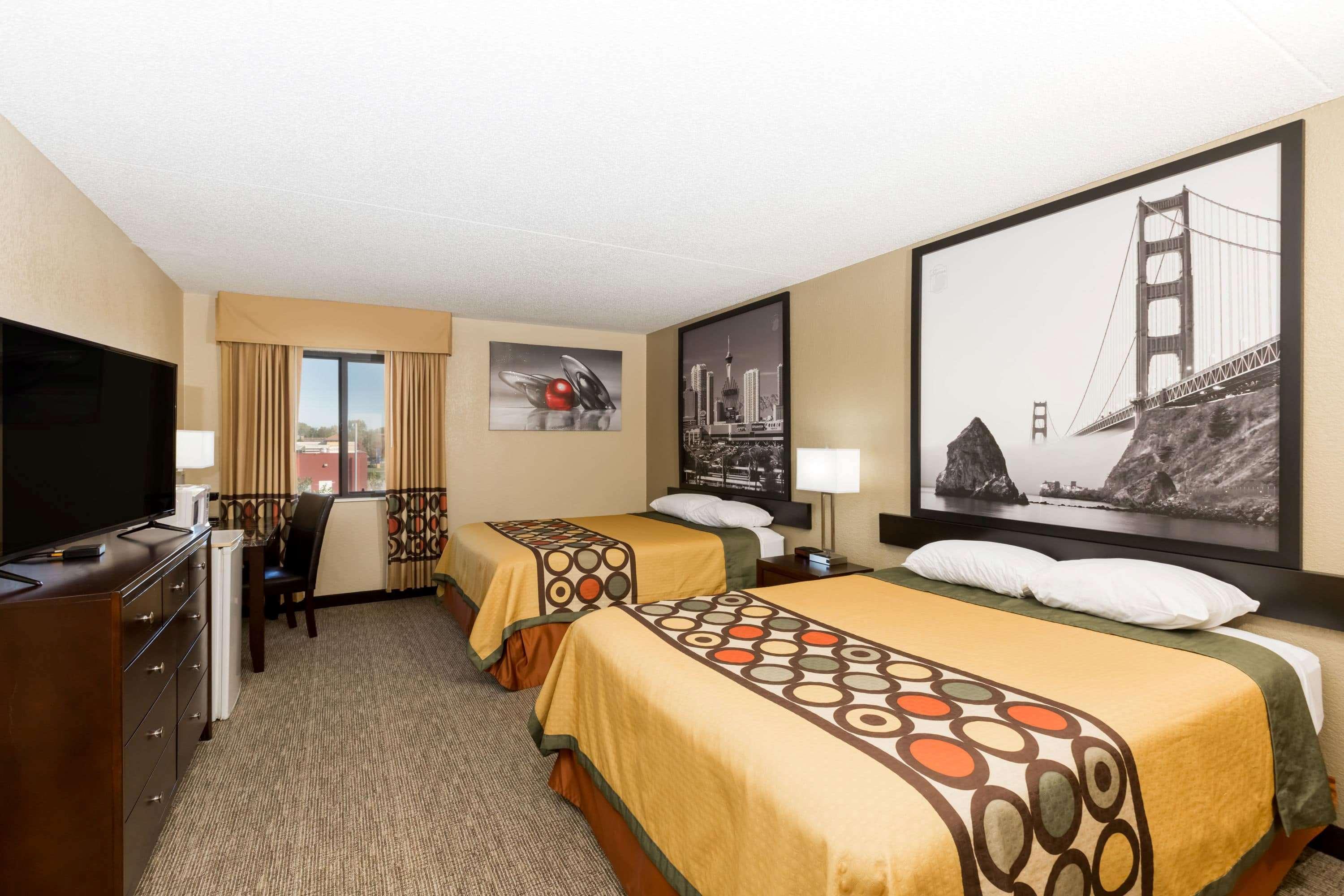 Super 8 By Wyndham Wichita North Hotel Екстериор снимка
